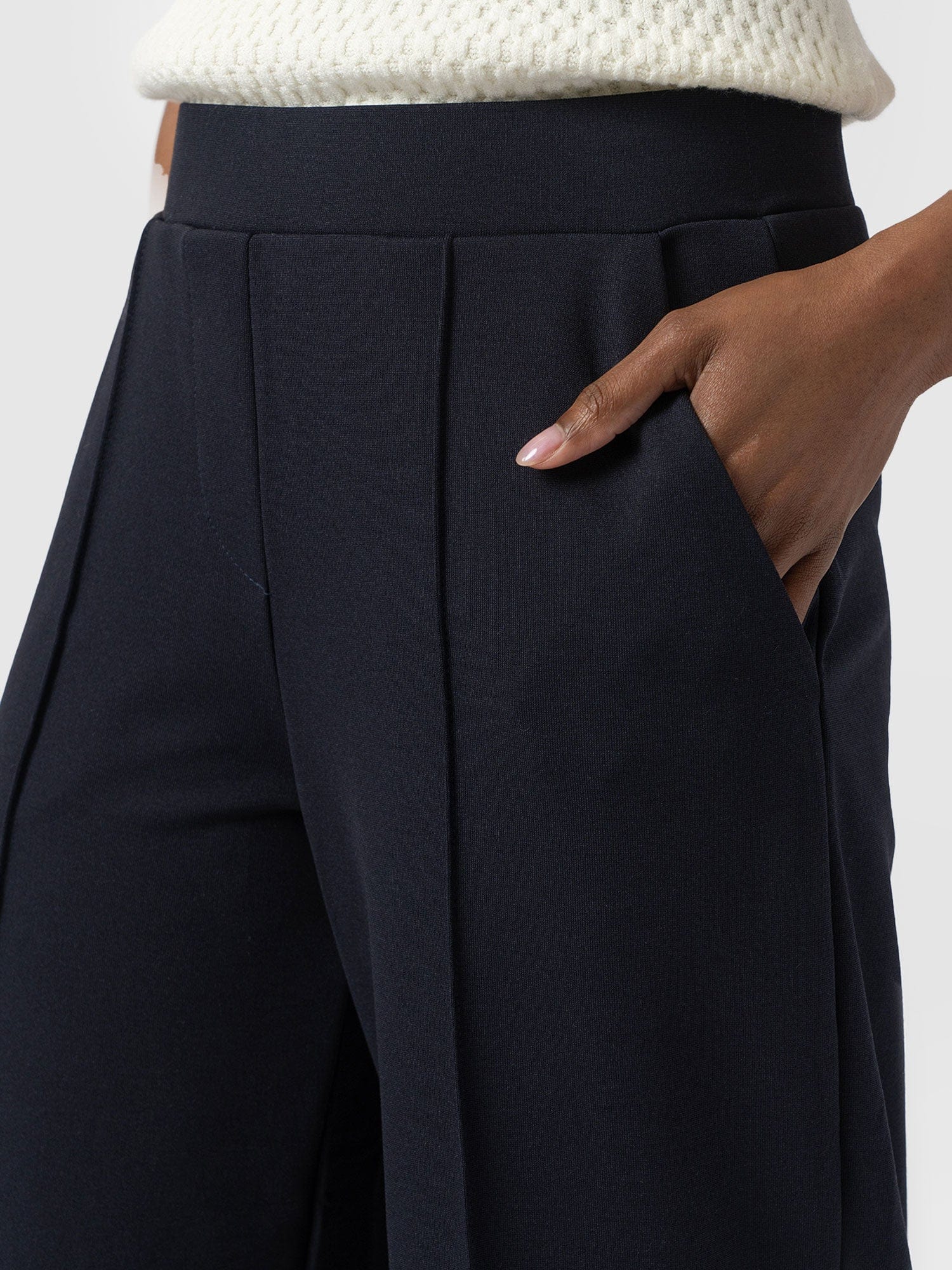 Keller Wide Leg Pant Navy - Women's Trousers | Saint + Sofia® EU